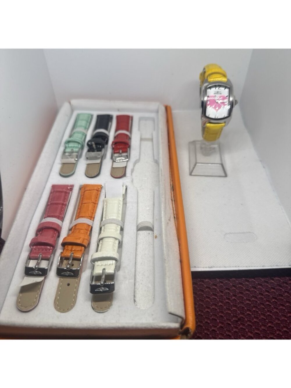 Invicta Lupah 19840 Peace & Love Ladies Quartz Watch w/ 7 Strap READ - Picture 2 of 16
